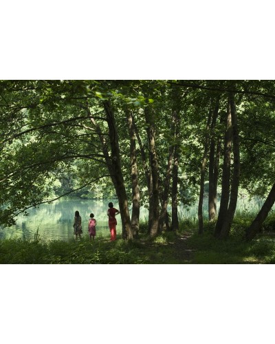 Mother and daughters by Roberto Caccuri | PhotoMakers