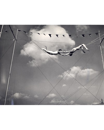 Trapeze artists