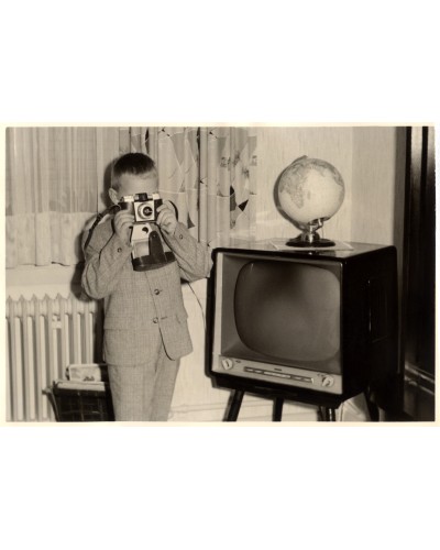 Small photographer