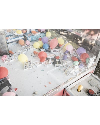 Play and win by Emanuele Satolli | Photomakers Prints