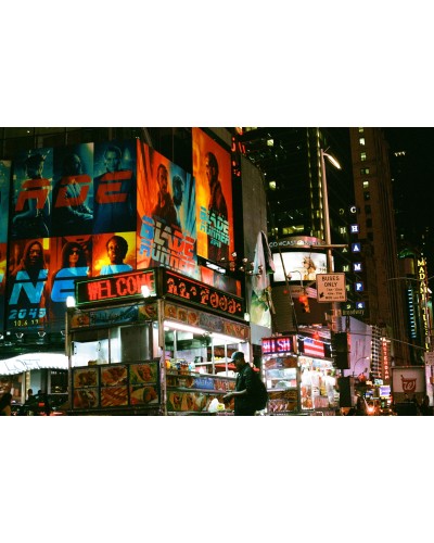 Times Square by Umberto Costamagna | PhotoMakers